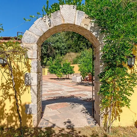 Cal Arnau Villa Girona